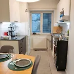 公寓 Bright, Lush And Comfortable In Kallio *